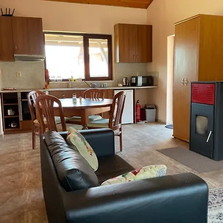 Three Graces Apartamento